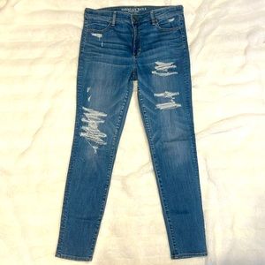 Denim American Eagle Super stretch X. Hi-rise Jegging. Size 14 long.